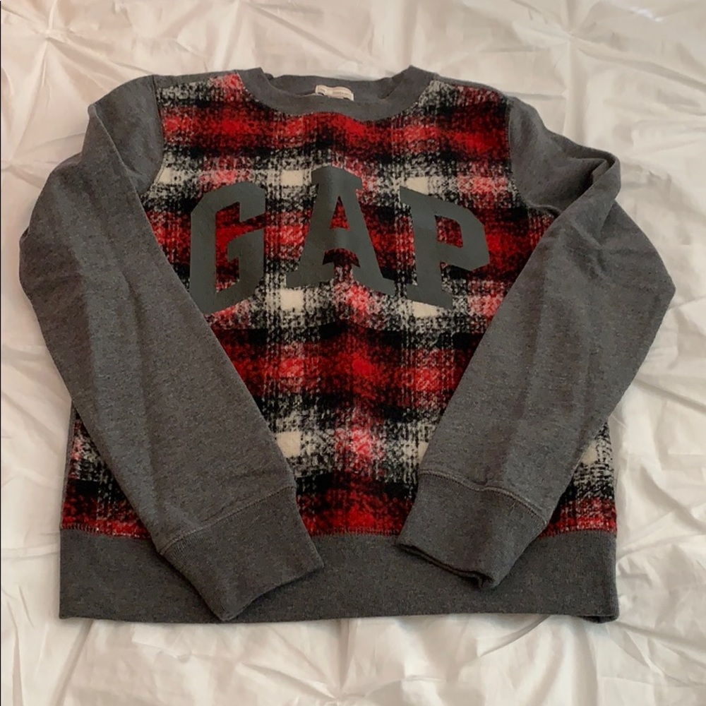 Women’s GAP crew neck sweatshirt